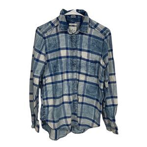 American Eagle Boyfriend Fit Blue Plaid Button Up Shirt